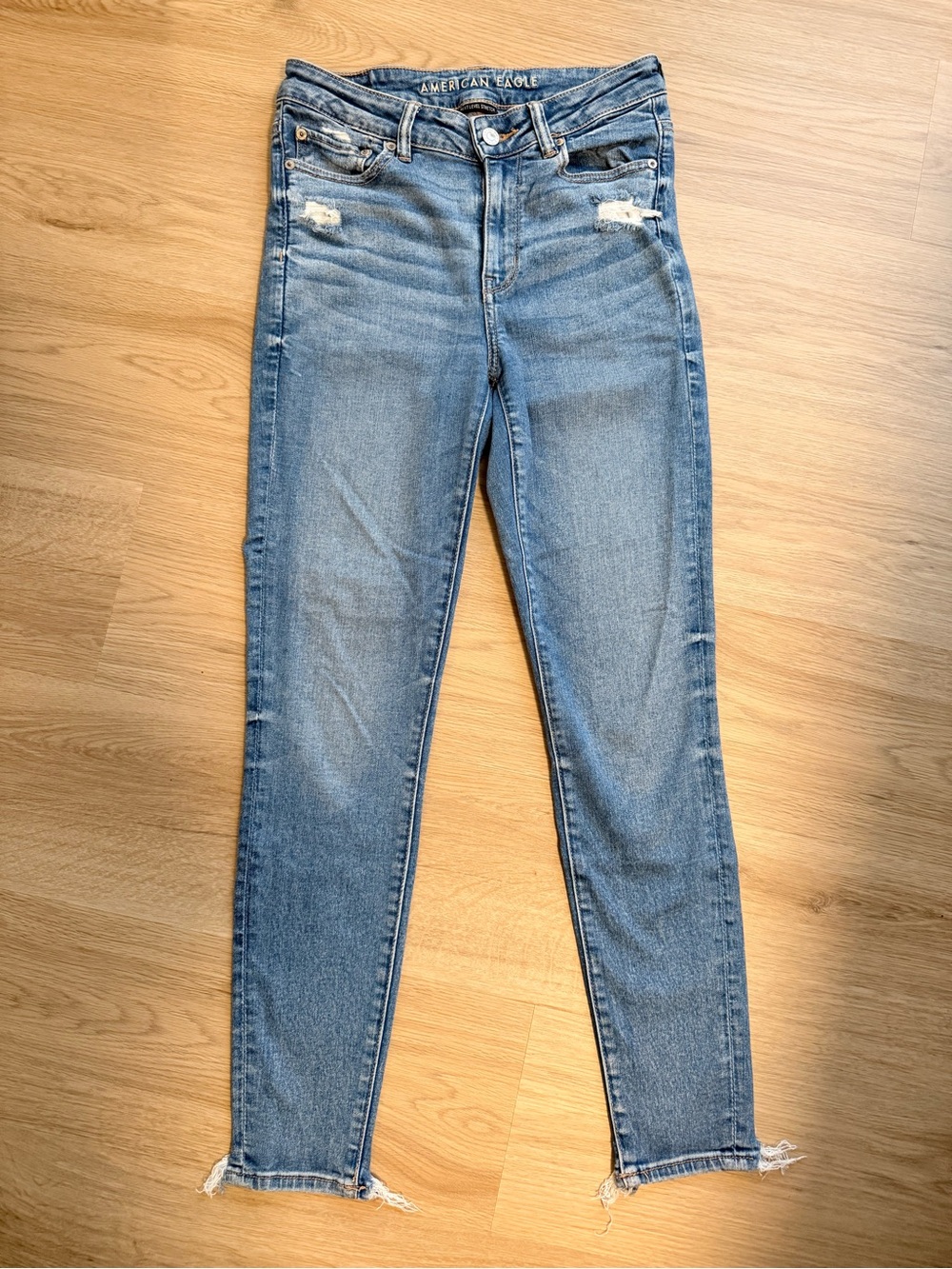 American Eagle Outfitters Skinny Jeans in Light Blue Wash